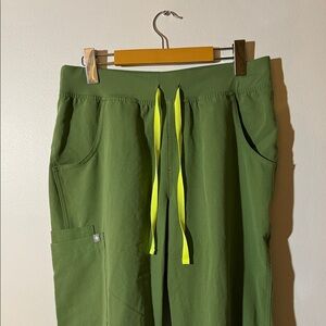 Figs Kade Cargo Scrub Pants